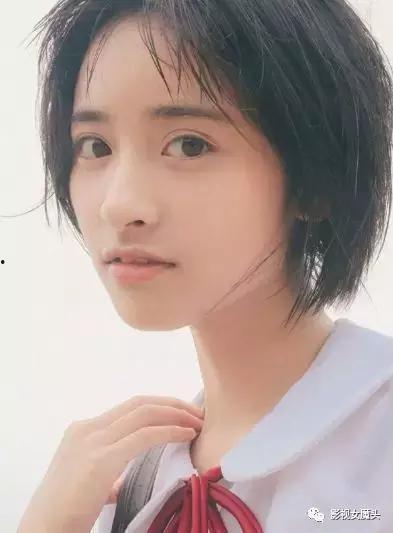 95年女明星,璀璨星河中的青春闪耀