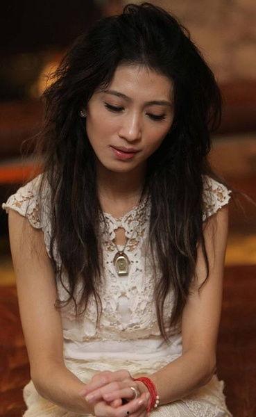 戴佩妮图片,音乐才女的多彩人生